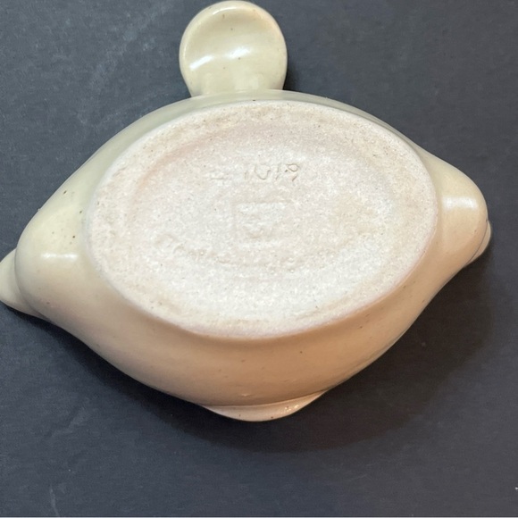 Robert Weiss Gravy Boat Fat Seperator 1019 Healsdburg Ca Beige Speckled Glaze - Picture 4 of 6